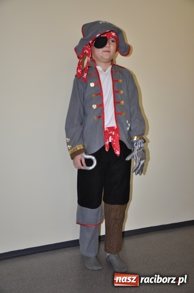 Zdjęcie w galerii na portalu naszraciborz.pl: Kolorowo i wesoło w całorocznej Wypożyczalni Strojów Crazy Club! wiadomości z regionu