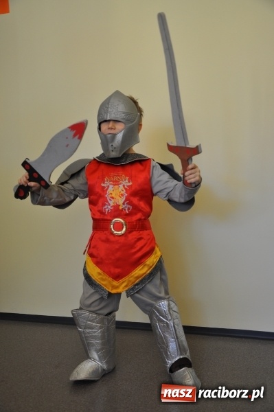 Zdjęcie w galerii na portalu naszraciborz.pl: Kolorowo i wesoło w całorocznej Wypożyczalni Strojów Crazy Club! wiadomości z regionu