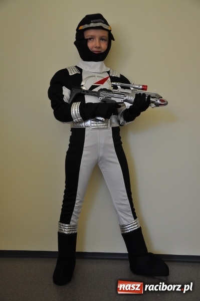 Zdjęcie w galerii na portalu naszraciborz.pl: Kolorowo i wesoło w całorocznej Wypożyczalni Strojów Crazy Club! wiadomości z regionu