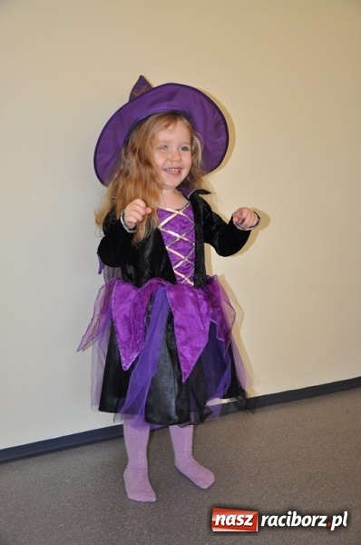 Zdjęcie w galerii na portalu naszraciborz.pl: Kolorowo i wesoło w całorocznej Wypożyczalni Strojów Crazy Club! wiadomości z regionu