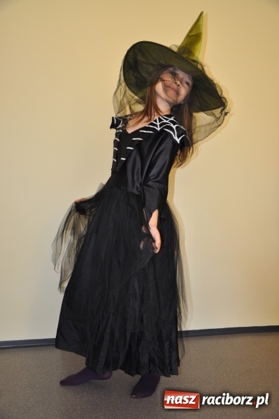 Zdjęcie w galerii na portalu naszraciborz.pl: Kolorowo i wesoło w całorocznej Wypożyczalni Strojów Crazy Club! wiadomości z regionu