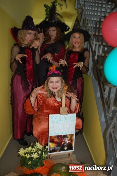 Zdjęcie w galerii na portalu naszraciborz.pl: Kolorowo i wesoło w całorocznej Wypożyczalni Strojów Crazy Club! wiadomości z regionu