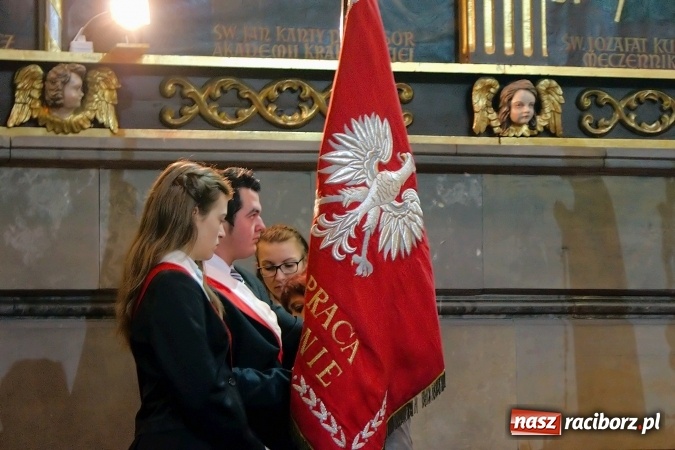 Zdjęcie w galerii na portalu naszraciborz.pl: Specjalny Ośrodek Szkolno Wychowawczy dla Niesłyszących i Słabosłyszących w Raciborzu świętował jubileusz 180-lecia wiadomości z regionu