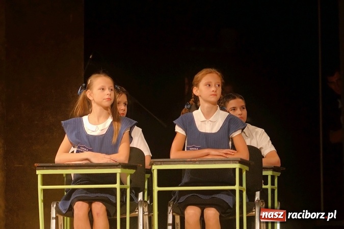 Zdjęcie w galerii na portalu naszraciborz.pl: Specjalny Ośrodek Szkolno Wychowawczy dla Niesłyszących i Słabosłyszących w Raciborzu świętował jubileusz 180-lecia wiadomości z regionu