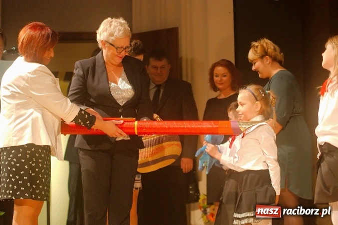 Zdjęcie w galerii na portalu naszraciborz.pl: Specjalny Ośrodek Szkolno Wychowawczy dla Niesłyszących i Słabosłyszących w Raciborzu świętował jubileusz 180-lecia wiadomości z regionu