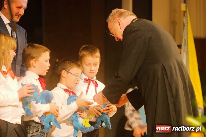 Zdjęcie w galerii na portalu naszraciborz.pl: Specjalny Ośrodek Szkolno Wychowawczy dla Niesłyszących i Słabosłyszących w Raciborzu świętował jubileusz 180-lecia wiadomości z regionu