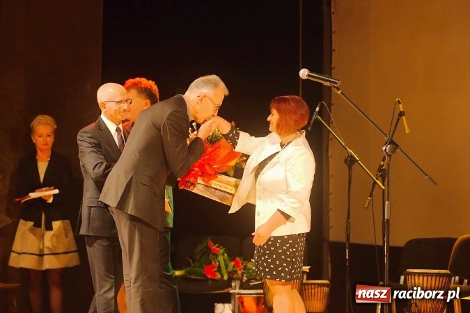 Zdjęcie w galerii na portalu naszraciborz.pl: Specjalny Ośrodek Szkolno Wychowawczy dla Niesłyszących i Słabosłyszących w Raciborzu świętował jubileusz 180-lecia wiadomości z regionu