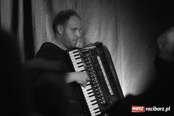 Zdjęcie w galerii na portalu naszraciborz.pl: Marek Dyjak na Końcu Świata  wiadomości z regionu