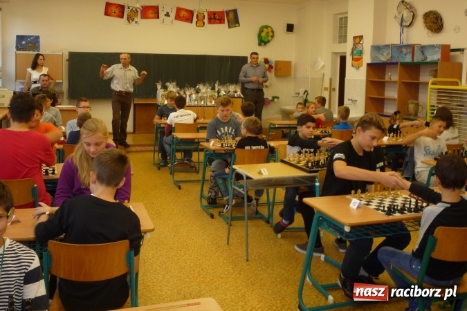 Zdjęcie w galerii na portalu naszraciborz.pl: Tworkowiki na turnieju szachowym w Czechach  wiadomości z regionu