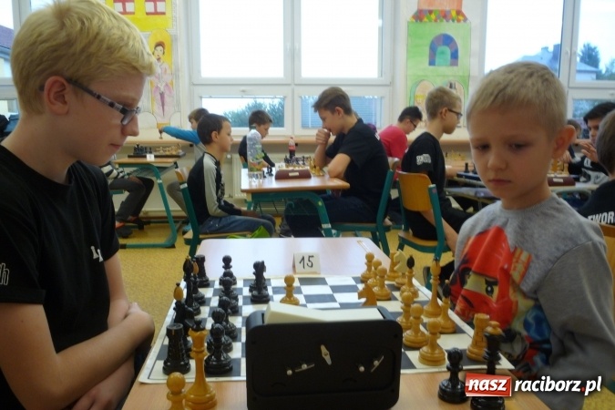 Zdjęcie w galerii na portalu naszraciborz.pl: Tworkowiki na turnieju szachowym w Czechach  wiadomości z regionu