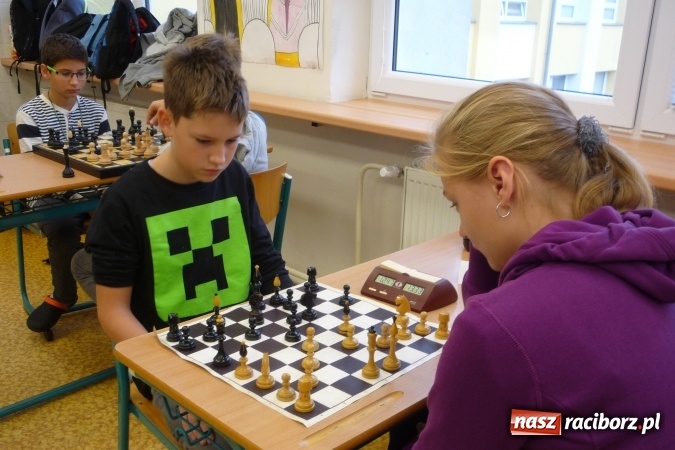 Zdjęcie w galerii na portalu naszraciborz.pl: Tworkowiki na turnieju szachowym w Czechach  wiadomości z regionu
