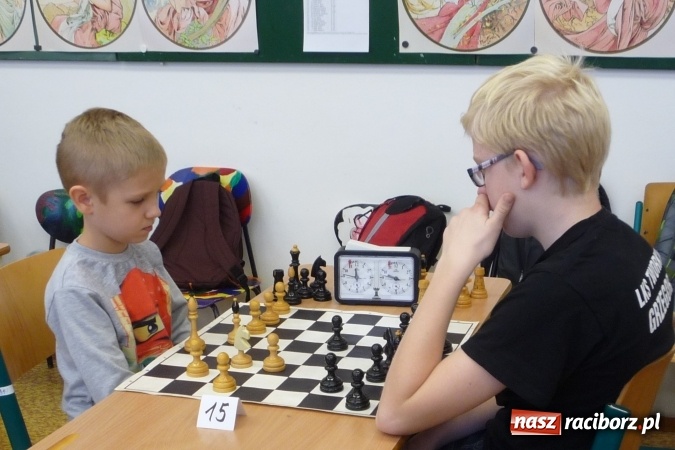 Zdjęcie w galerii na portalu naszraciborz.pl: Tworkowiki na turnieju szachowym w Czechach  wiadomości z regionu