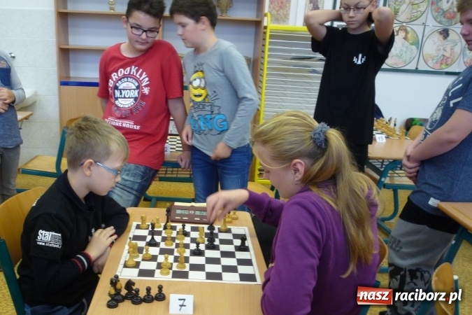 Zdjęcie w galerii na portalu naszraciborz.pl: Tworkowiki na turnieju szachowym w Czechach  wiadomości z regionu