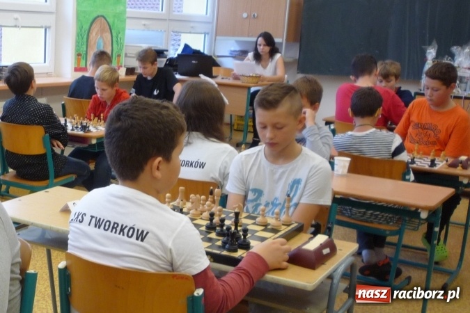 Zdjęcie w galerii na portalu naszraciborz.pl: Tworkowiki na turnieju szachowym w Czechach  wiadomości z regionu