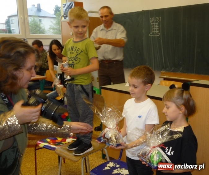 Zdjęcie w galerii na portalu naszraciborz.pl: Tworkowiki na turnieju szachowym w Czechach  wiadomości z regionu