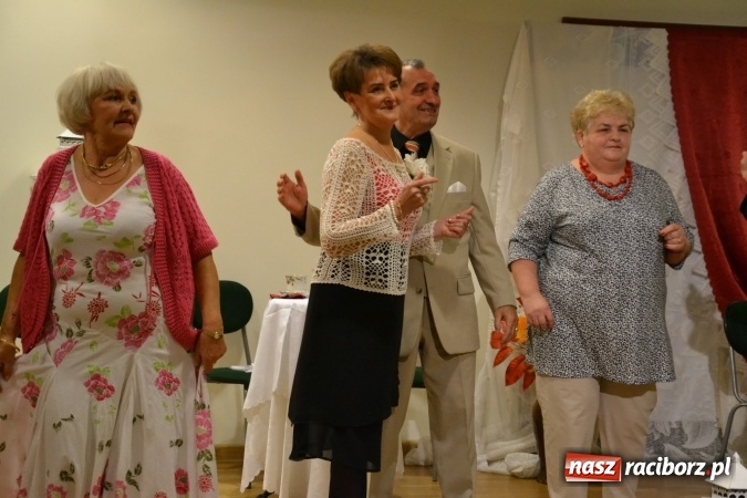 Zdjęcie w galerii na portalu naszraciborz.pl: Prywatka u Seniorów – program rozrywkowy na zamku wiadomości z regionu