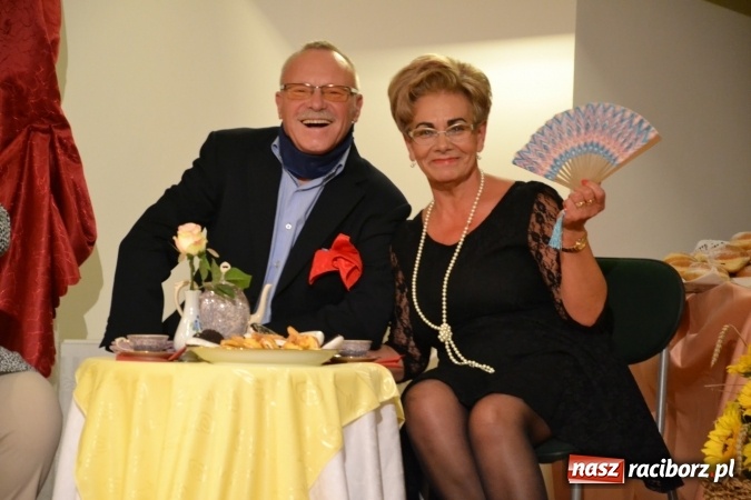 Zdjęcie w galerii na portalu naszraciborz.pl: Prywatka u Seniorów – program rozrywkowy na zamku wiadomości z regionu