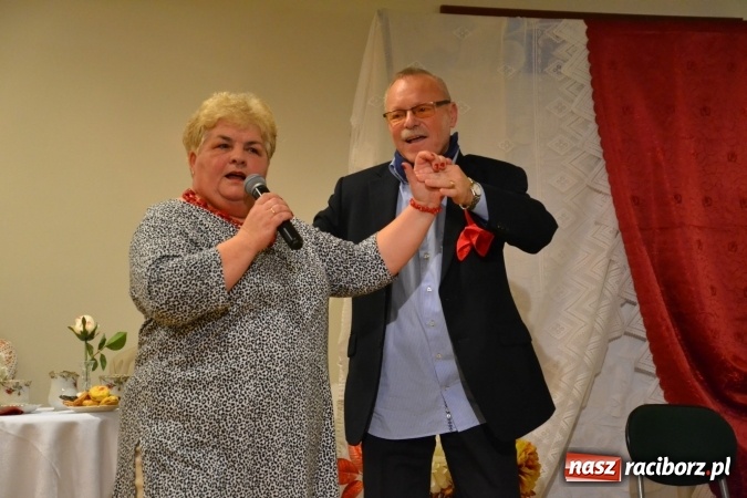 Zdjęcie w galerii na portalu naszraciborz.pl: Prywatka u Seniorów – program rozrywkowy na zamku wiadomości z regionu