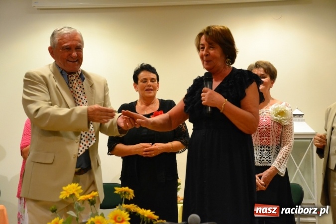 Zdjęcie w galerii na portalu naszraciborz.pl: Prywatka u Seniorów – program rozrywkowy na zamku wiadomości z regionu