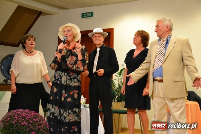 Zdjęcie w galerii na portalu naszraciborz.pl: Prywatka u Seniorów – program rozrywkowy na zamku wiadomości z regionu