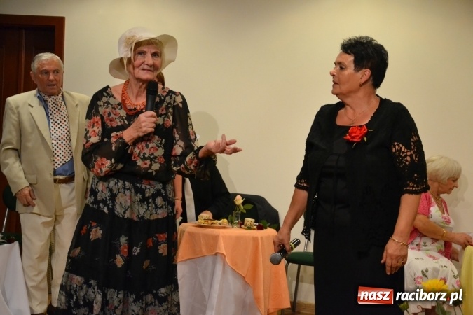 Zdjęcie w galerii na portalu naszraciborz.pl: Prywatka u Seniorów – program rozrywkowy na zamku wiadomości z regionu