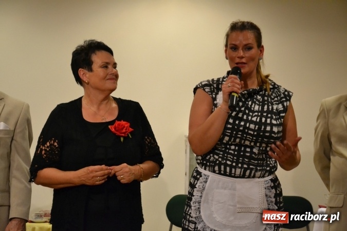 Zdjęcie w galerii na portalu naszraciborz.pl: Prywatka u Seniorów – program rozrywkowy na zamku wiadomości z regionu