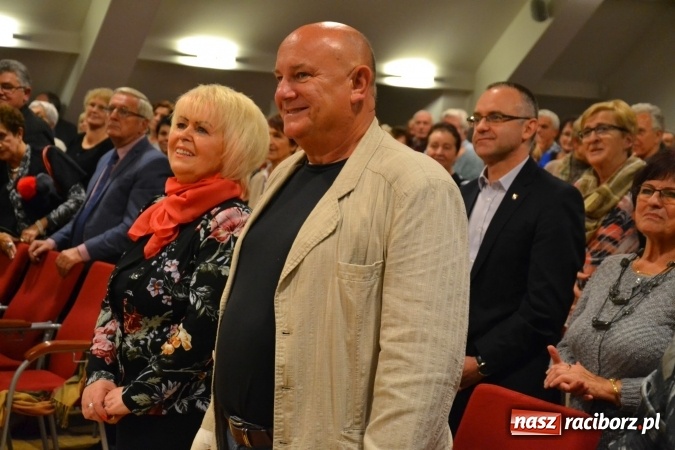 Zdjęcie w galerii na portalu naszraciborz.pl: Prywatka u Seniorów – program rozrywkowy na zamku wiadomości z regionu