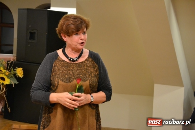 Zdjęcie w galerii na portalu naszraciborz.pl: Prywatka u Seniorów – program rozrywkowy na zamku wiadomości z regionu