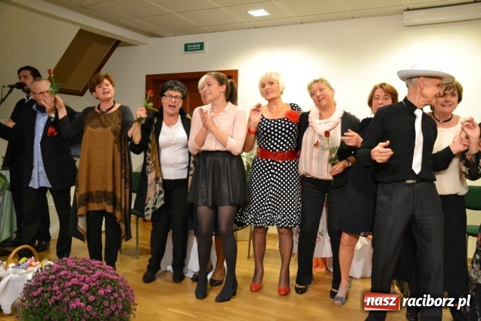 Zdjęcie w galerii na portalu naszraciborz.pl: Prywatka u Seniorów – program rozrywkowy na zamku wiadomości z regionu