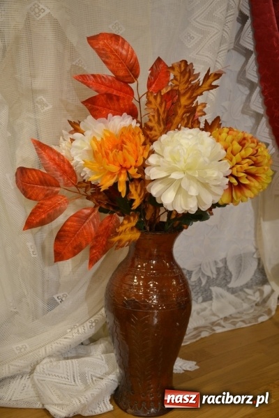 Zdjęcie w galerii na portalu naszraciborz.pl: Prywatka u Seniorów – program rozrywkowy na zamku wiadomości z regionu