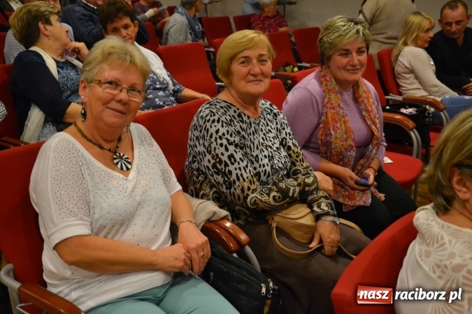 Zdjęcie w galerii na portalu naszraciborz.pl: Prywatka u Seniorów – program rozrywkowy na zamku wiadomości z regionu