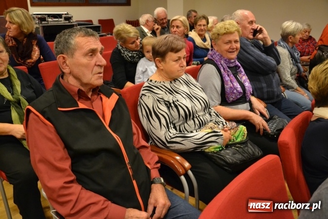 Zdjęcie w galerii na portalu naszraciborz.pl: Prywatka u Seniorów – program rozrywkowy na zamku wiadomości z regionu