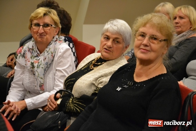 Zdjęcie w galerii na portalu naszraciborz.pl: Prywatka u Seniorów – program rozrywkowy na zamku wiadomości z regionu