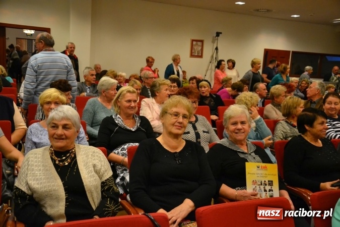 Zdjęcie w galerii na portalu naszraciborz.pl: Prywatka u Seniorów – program rozrywkowy na zamku wiadomości z regionu