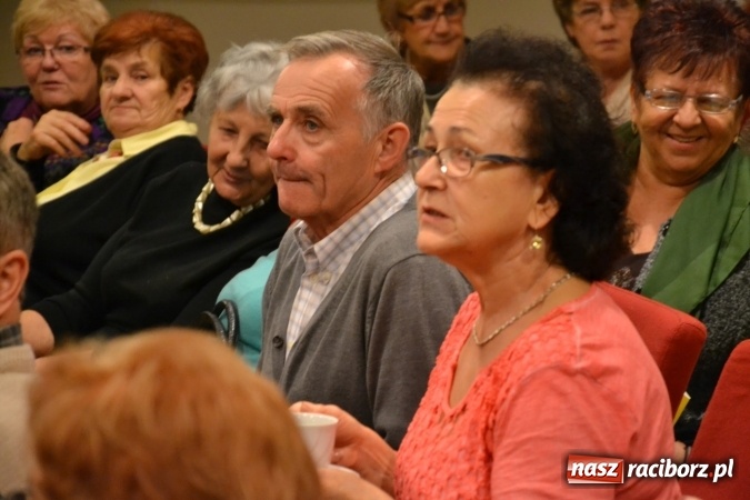 Zdjęcie w galerii na portalu naszraciborz.pl: Prywatka u Seniorów – program rozrywkowy na zamku wiadomości z regionu