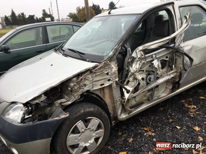 Zdjęcie w galerii na portalu naszraciborz.pl: Trasa Pietrowice Wielkie - Racib&oacute;rz. Mężczyzna cudem uniknął poważnego wypadku wiadomości z regionu