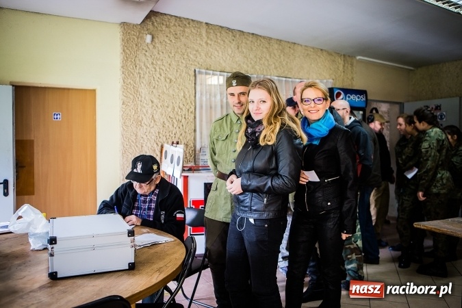 Zdjęcie w galerii na portalu naszraciborz.pl: Dzień otwarty Miejskiego Klubu Strzeleckiego Ligi Obrony Kraju Racibórz wiadomości z regionu