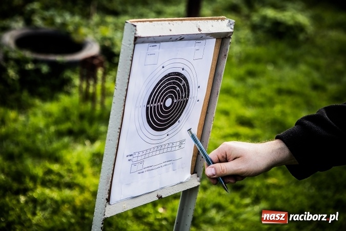 Zdjęcie w galerii na portalu naszraciborz.pl: Dzień otwarty Miejskiego Klubu Strzeleckiego Ligi Obrony Kraju Racibórz wiadomości z regionu