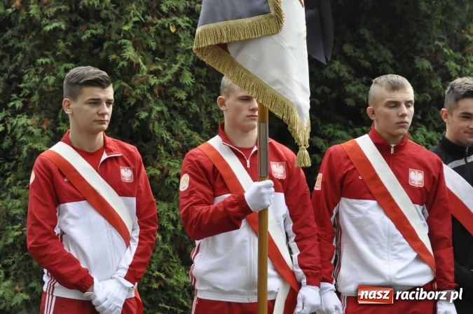 Zdjęcie w galerii na portalu naszraciborz.pl: Ostatnie pożegnanie śp. Grzegorza Pieronkiewicza - materiał wideo wiadomości z regionu