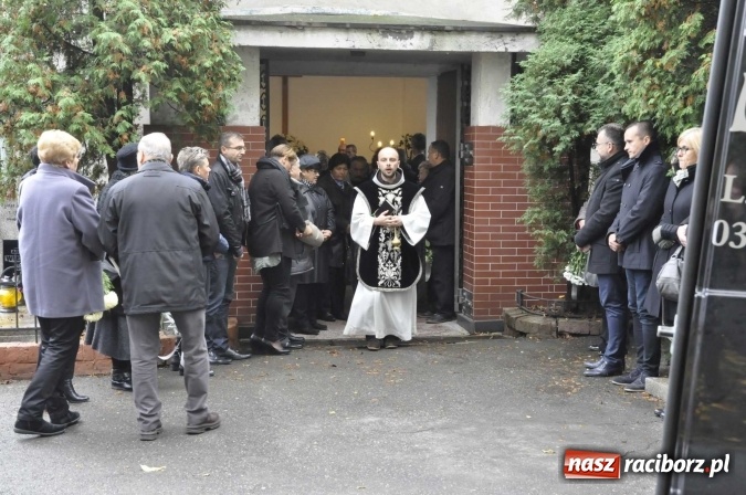 Zdjęcie w galerii na portalu naszraciborz.pl: Ostatnie pożegnanie śp. Grzegorza Pieronkiewicza - materiał wideo wiadomości z regionu