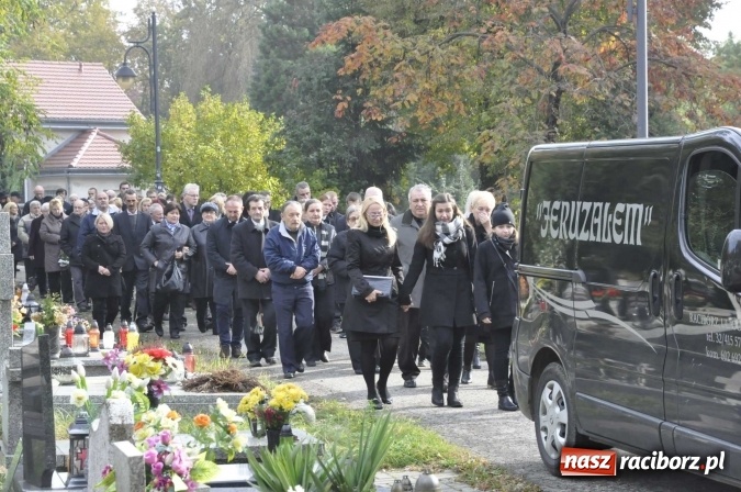 Zdjęcie w galerii na portalu naszraciborz.pl: Ostatnie pożegnanie śp. Grzegorza Pieronkiewicza - materiał wideo wiadomości z regionu