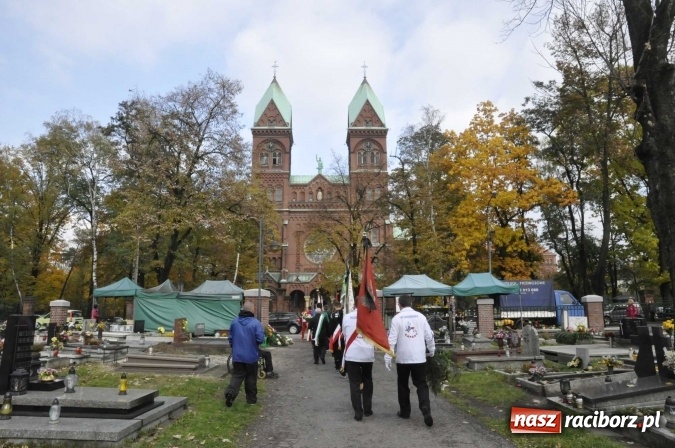 Zdjęcie w galerii na portalu naszraciborz.pl: Ostatnie pożegnanie śp. Grzegorza Pieronkiewicza - materiał wideo wiadomości z regionu