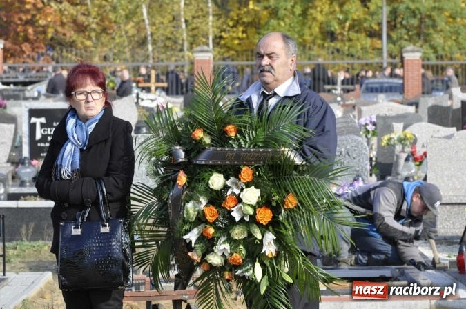 Zdjęcie w galerii na portalu naszraciborz.pl: Ostatnie pożegnanie śp. Grzegorza Pieronkiewicza - materiał wideo wiadomości z regionu
