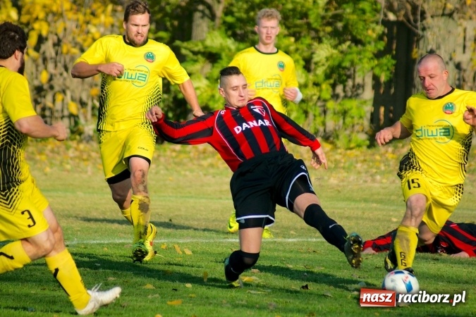 Zdjęcie w galerii na portalu naszraciborz.pl: Bezbarwne derby gminy Krzyżanowice dla LKS Owsiszcze wiadomości z regionu