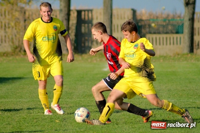 Zdjęcie w galerii na portalu naszraciborz.pl: Bezbarwne derby gminy Krzyżanowice dla LKS Owsiszcze wiadomości z regionu