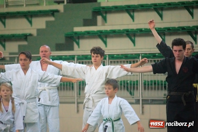 Zdjęcie w galerii na portalu naszraciborz.pl: Wsp&oacute;lny trening z mistrzami na zakończenie Budo Gali 2016 wiadomości z regionu