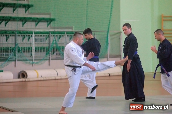 Zdjęcie w galerii na portalu naszraciborz.pl: Wsp&oacute;lny trening z mistrzami na zakończenie Budo Gali 2016 wiadomości z regionu