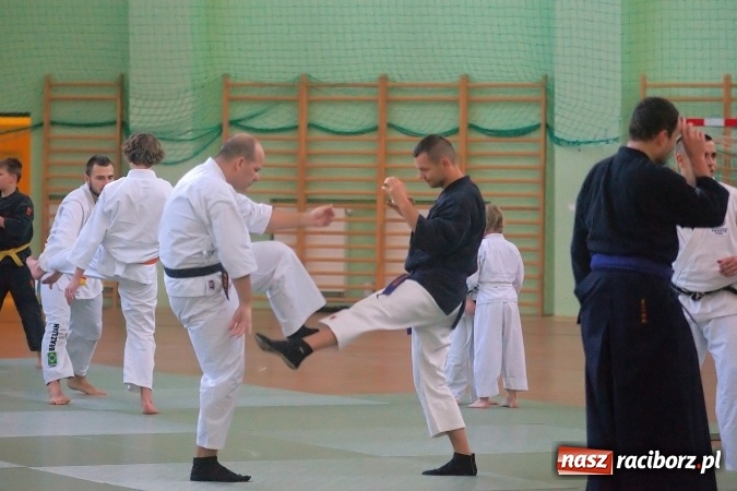 Zdjęcie w galerii na portalu naszraciborz.pl: Wsp&oacute;lny trening z mistrzami na zakończenie Budo Gali 2016 wiadomości z regionu