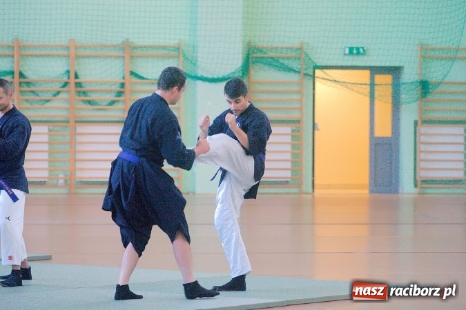Zdjęcie w galerii na portalu naszraciborz.pl: Wsp&oacute;lny trening z mistrzami na zakończenie Budo Gali 2016 wiadomości z regionu