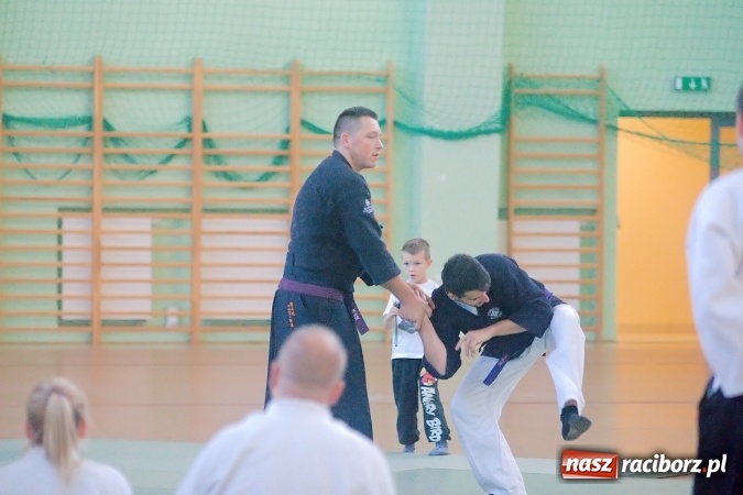 Zdjęcie w galerii na portalu naszraciborz.pl: Wsp&oacute;lny trening z mistrzami na zakończenie Budo Gali 2016 wiadomości z regionu